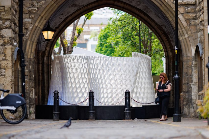 Arthur Mamou-Mani's Harmonic Tides 3D-printed installation under the arches of St John's Gate