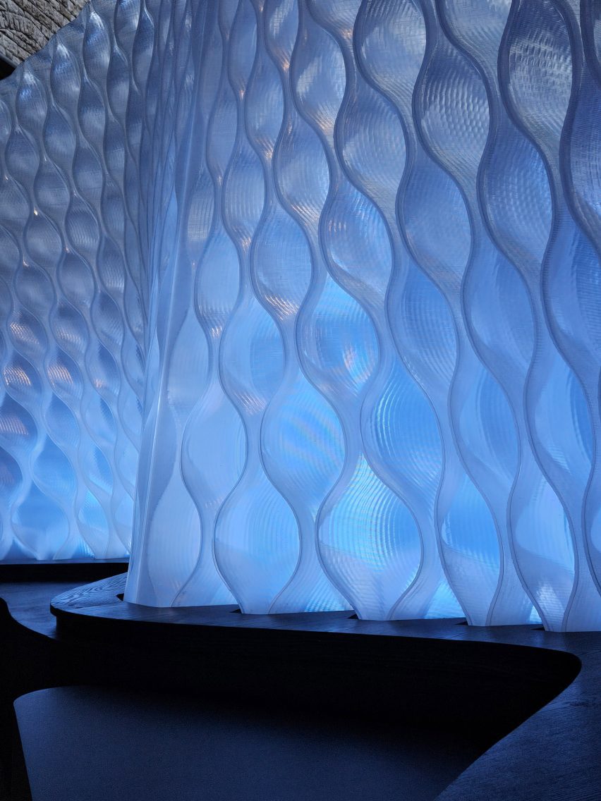 Close-up of 3D-printed bioplastic material of Arthur Mamou-Mani's Harmonic Tides installation