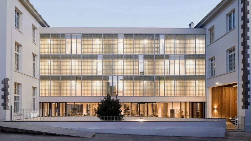 Glass-brick facade of Brest Post Office flats