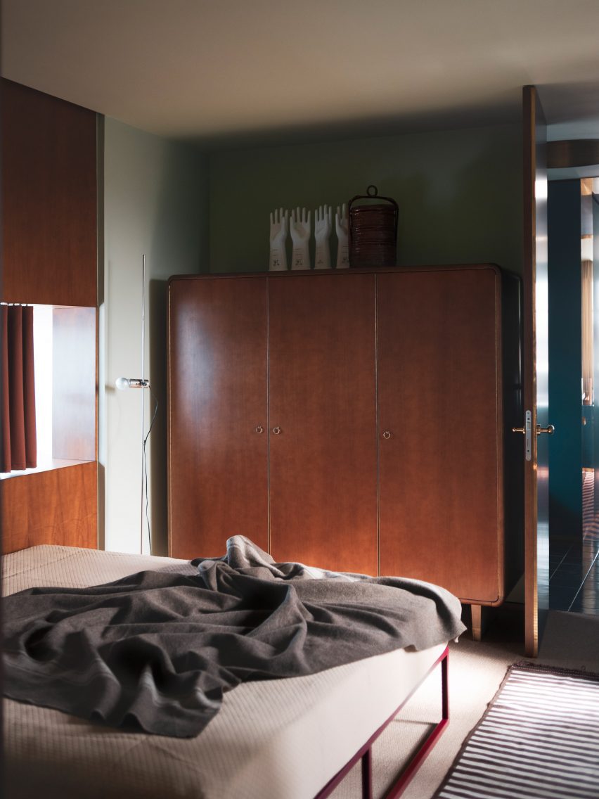 Bedroom in &Eacute;tage 5 in Latitude 43 by Dimore Studio
