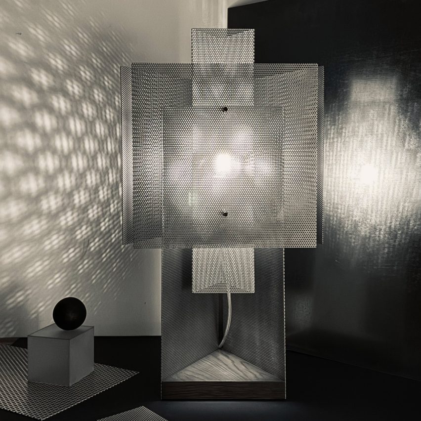 Mettalic lamp