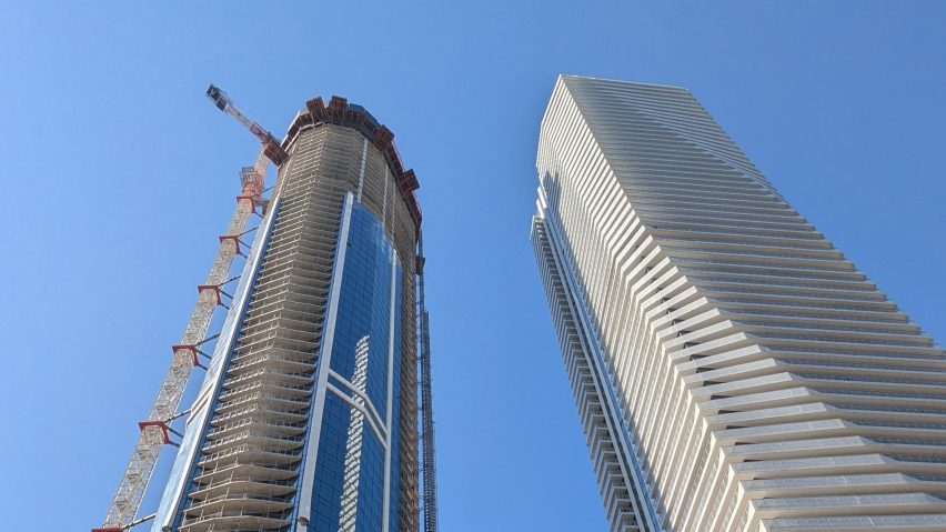 Skyscrapers next to eachother