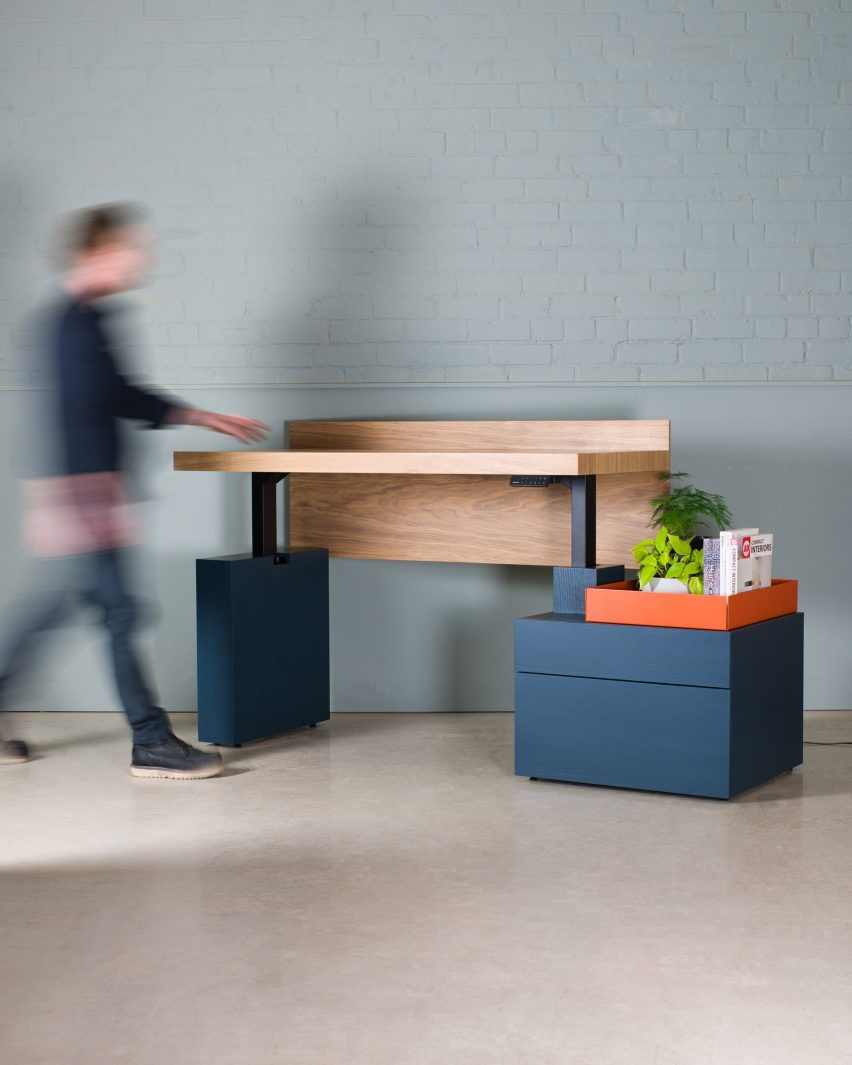 Raze Sit-Stand Desk by Jamie Hoyle and Katherine Mathew for Koda