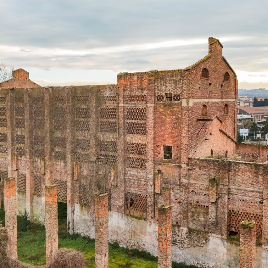 a photograph of building ruins