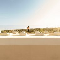 Villa 95 by Fran Silvestre Arquitectos