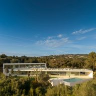 Villa 95 by Fran Silvestre Arquitectos