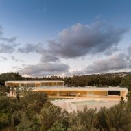 Villa 95 by Fran Silvestre Arquitectos