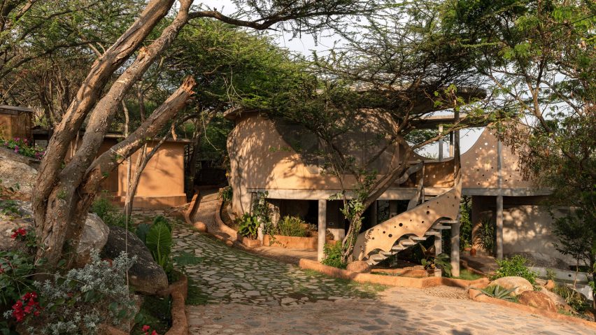 Winterfell house by Prithvi Architects