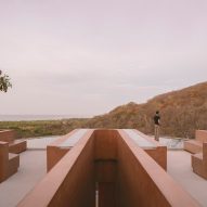 Casa Tobi by Espacio 18 Arquitectura