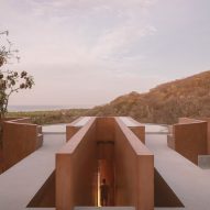 Casa Tobi by Espacio 18 Arquitectura