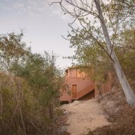 Casa Tobi by Espacio 18 Arquitectura