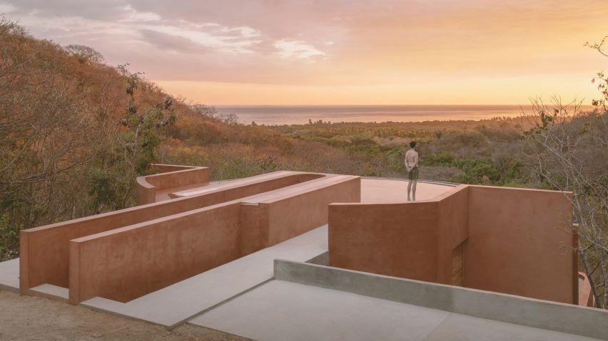 Casa Tobi by Espacio 18 Arquitectura