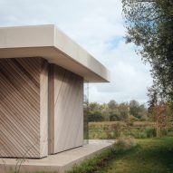 Chalk River House by Oliver Leech Architects