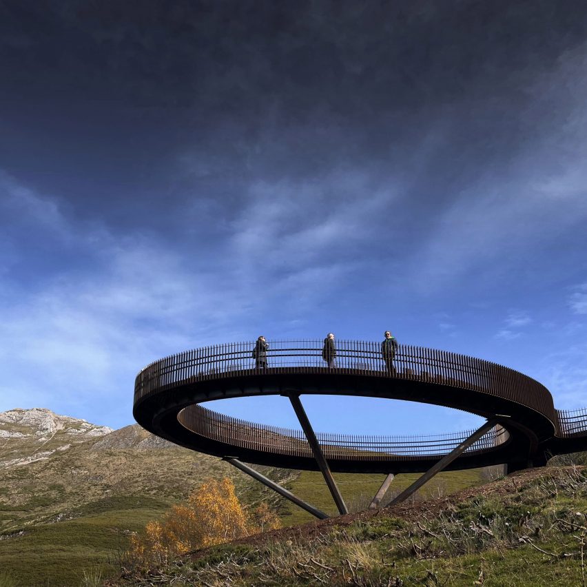 Lookout at a Spanish mountain pass