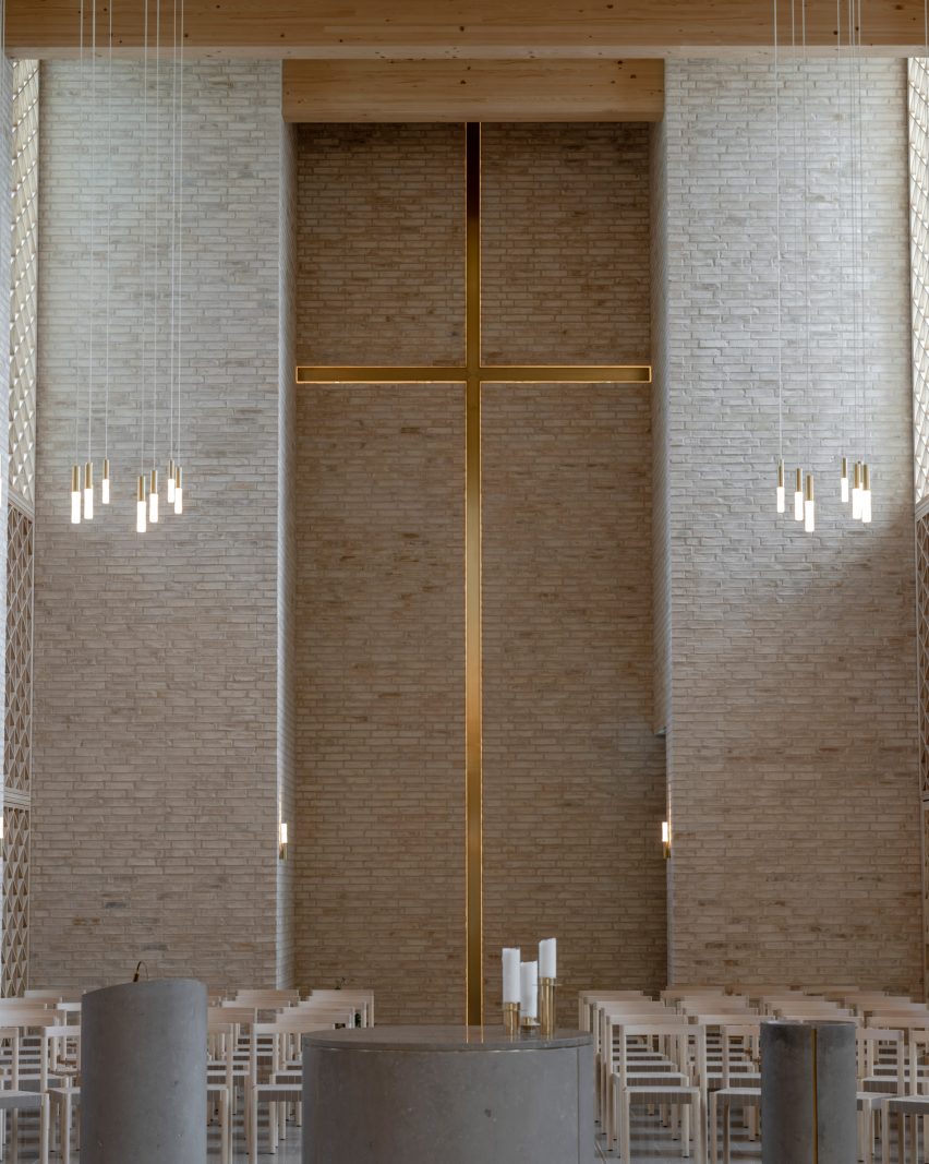 Font in contemporary church
