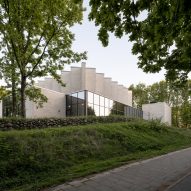 Højvangen Church by Henning Larsen in Skanderborg, Denmark