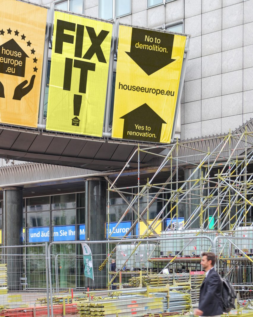 The HouseEurope! campaign on display on front of building