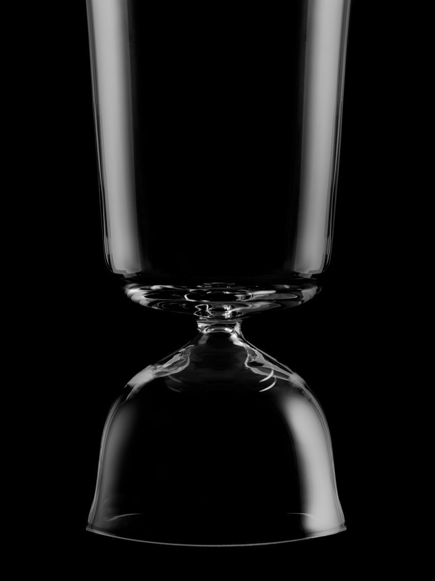 Close-up of a bell-shaped stem on a beer glass