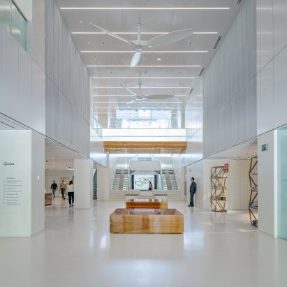 Acciona Campus by Perkins&Will