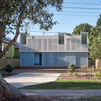 Blok Three Sisters by Blok Modular and Vokes and Peters