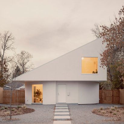 CS2 House by Nemestudio