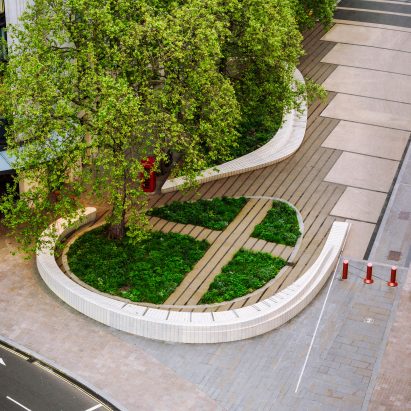 Sculptural Seats on Strand by LDA Design and Millimetre