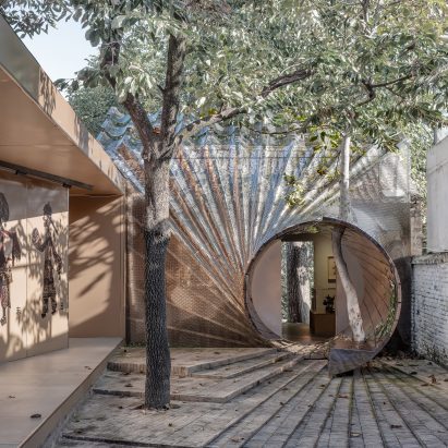 Streaming Light Exhibition Hall – Courtyard Renovation for the GuanZhong Mangba Art Festival by Daipu Architects