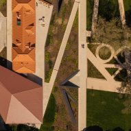 Albuquerque Foundation by Bernades Arquitetura