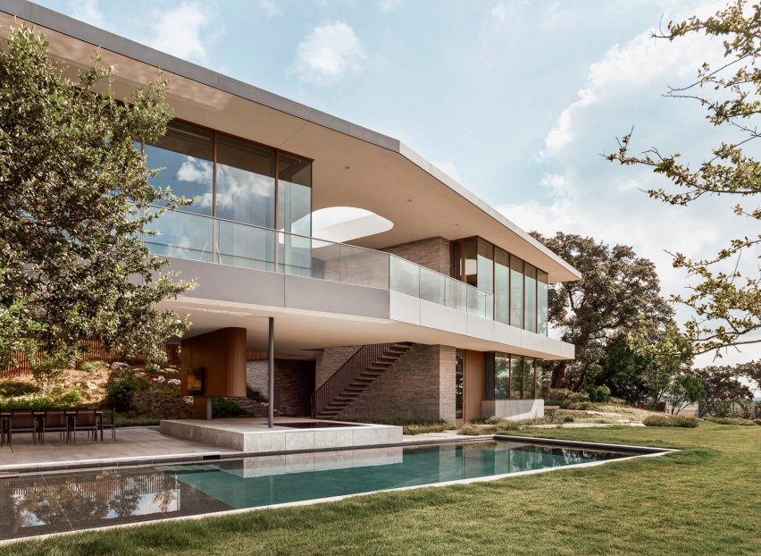 Swimming pool by Alterstudio Architecture