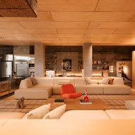 Attic Above Garden by RAD+ar