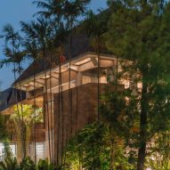 Attic Above Garden by RAD+ar
