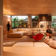 Attic Above Garden by RAD+ar