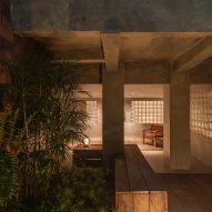 Attic Above Garden by RAD+ar