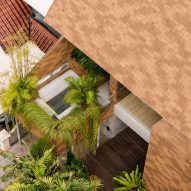 Attic Above Garden by RAD+ar