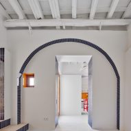 Casa Puerto by Lucas y Hernández-Gil
