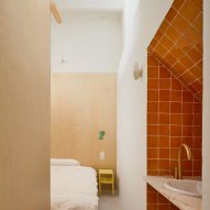Casa Puerto by Lucas y Hernández-Gil