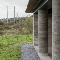 Dem Talamh rammed-earth shelter by Fuinneamh Workshop Architects
