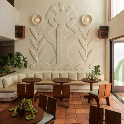 Casa Loma Beach Hotel by Marc & Rose Hospitality