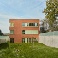 Frič Brothers Elementary School by Atelier 6
