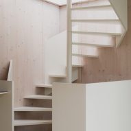 Delmulle Delmulle Architecten's Glass Brick House