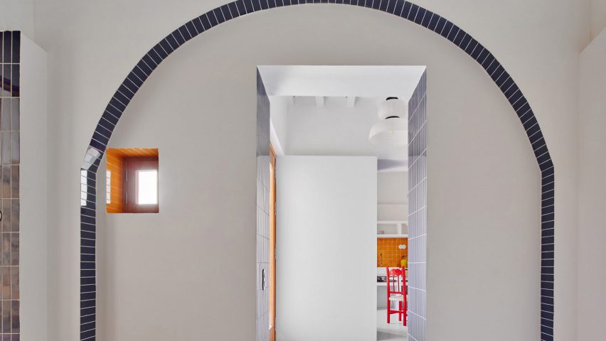 Casa Puerto, Spain, by LucasÂ yÂ HernÃ¡ndez-Gil