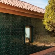 AIP House Azóia by Joāo Tiago Aguiar Arquitectos