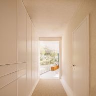 AIP House Azóia by Joāo Tiago Aguiar Arquitectos