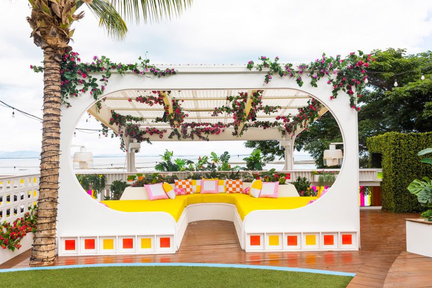 Love Island Villa set design