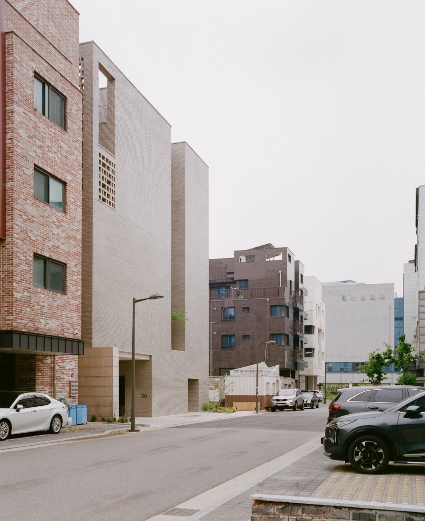 View from street of Raw House in Seoul