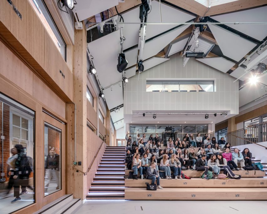 Amphitheatre-style space in London school