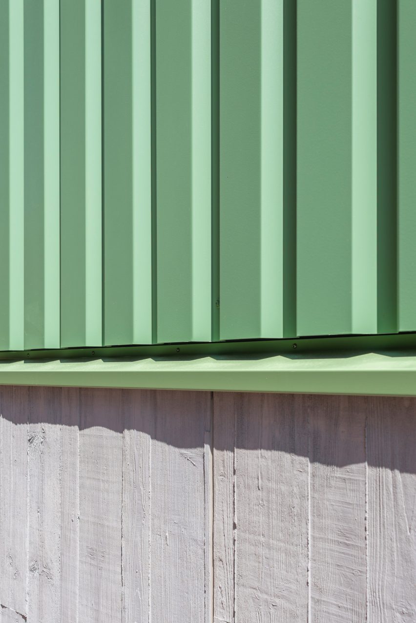 Green meta cladding