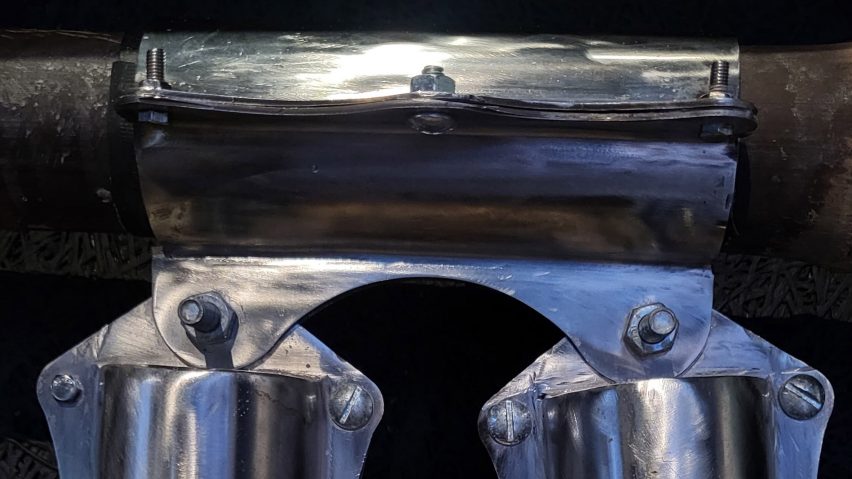 a photograph of a silver joint