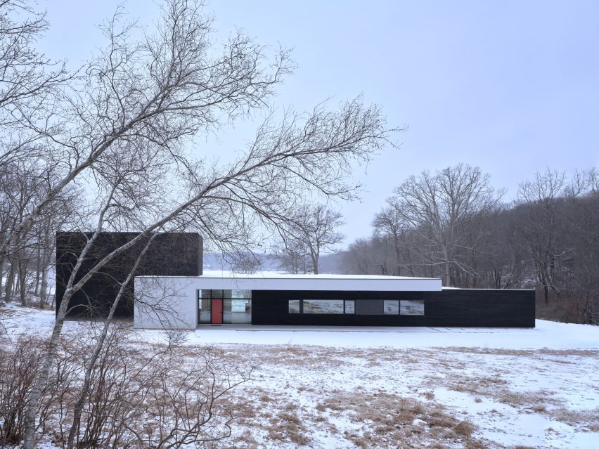 Pennsylvania house informed by Frank Lloyd Wright Usonian houses