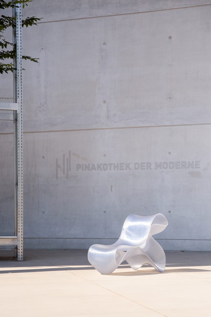 Ruffini chair by Mungenast / Morroni